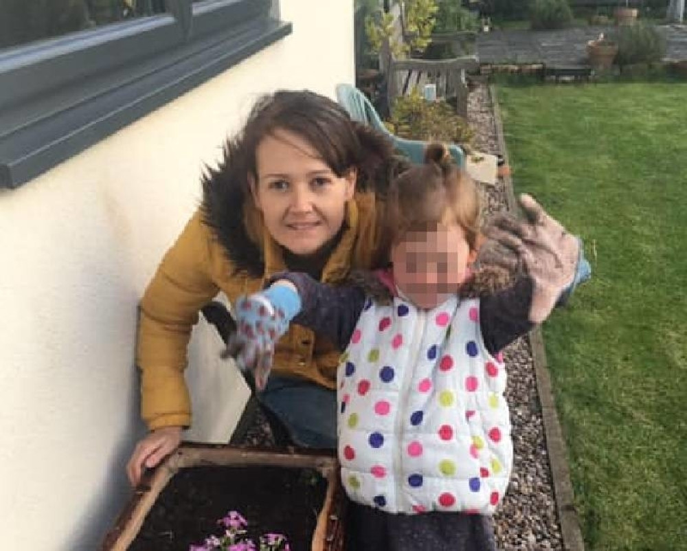 Ona je odbila hemoterapiju i odlučila da se leči sama. Hvalila se rezultatima, a onda se 2. juna pronela ružna vest (FOTO)