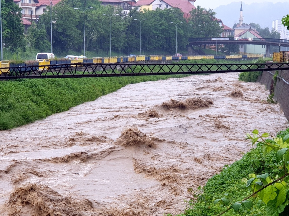 Naši PRELEPI predeli na putu da postanu UŽARENA PUSTOŠ. Prava OPASNOST nam tek dolazi! Nećemo znati šta nas je snašlo.