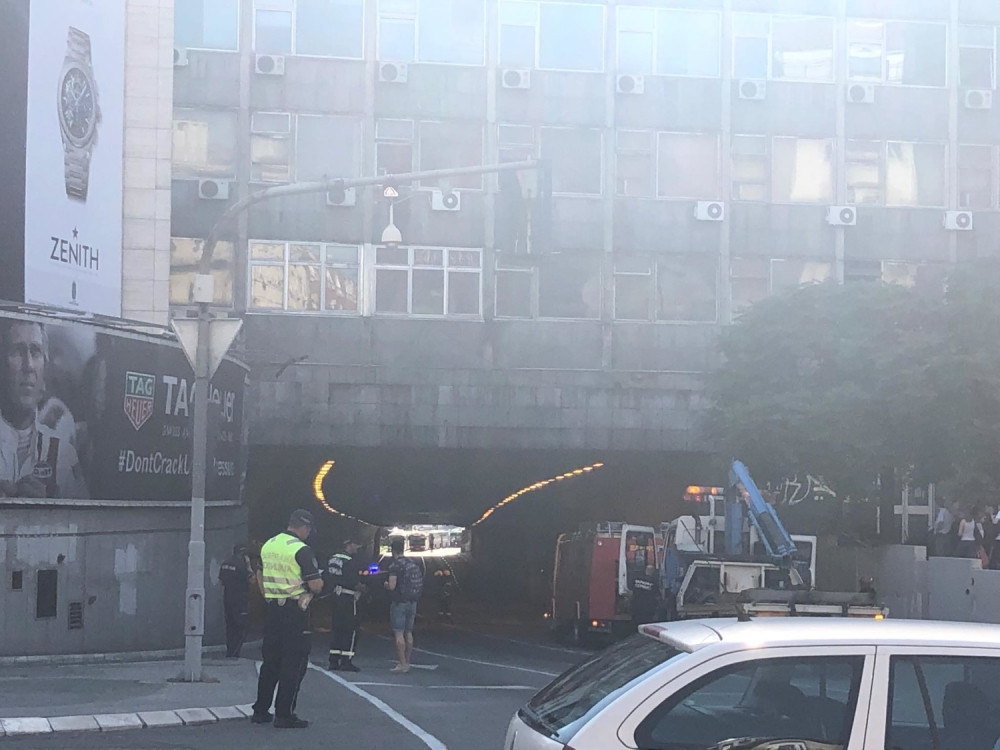 Saznajemo šta se desilo! Pogledajte snimak UŽASA U TERAZIJSKOM TUNELU! (FOTO/VIDEO)