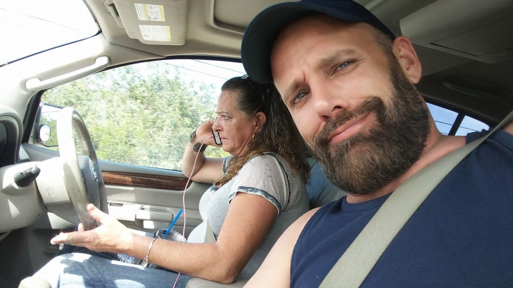 Brat i sestra posle 15 godina tajne veze rešili da se venčaju iako im preti zatvor!