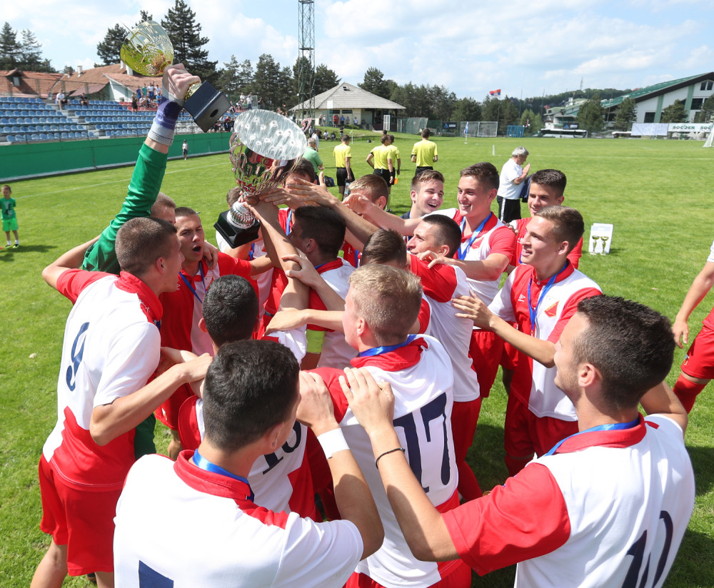 Mladi fudbaleri Vojvodine osvojili "Kup prijateljstva"