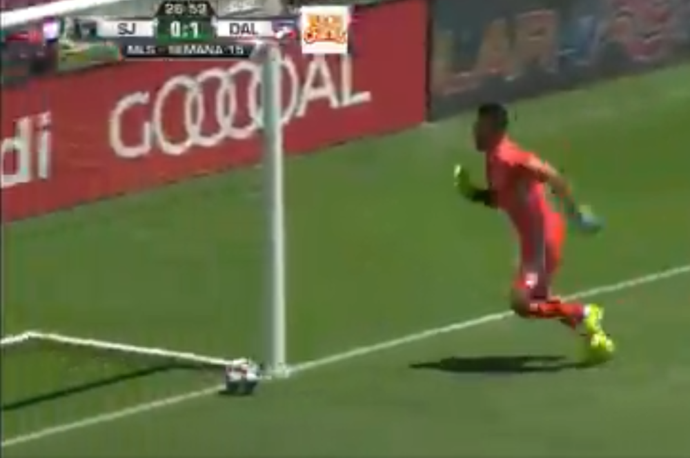 Ovakvu šeprtlju na golu niste videli! Ne možete da zamislite ŠTA JE URADIO (VIDEO)