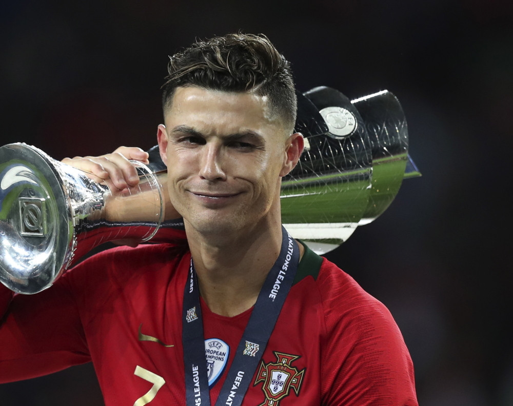 Ronaldovi advokati spremni da plate žrtvi da odustane od tužbe za silovanje! A Portugalac je u Grčkoj na odmoru gde troši 8 hiljada evra za jednu noć! (FOTO + VIDEO)