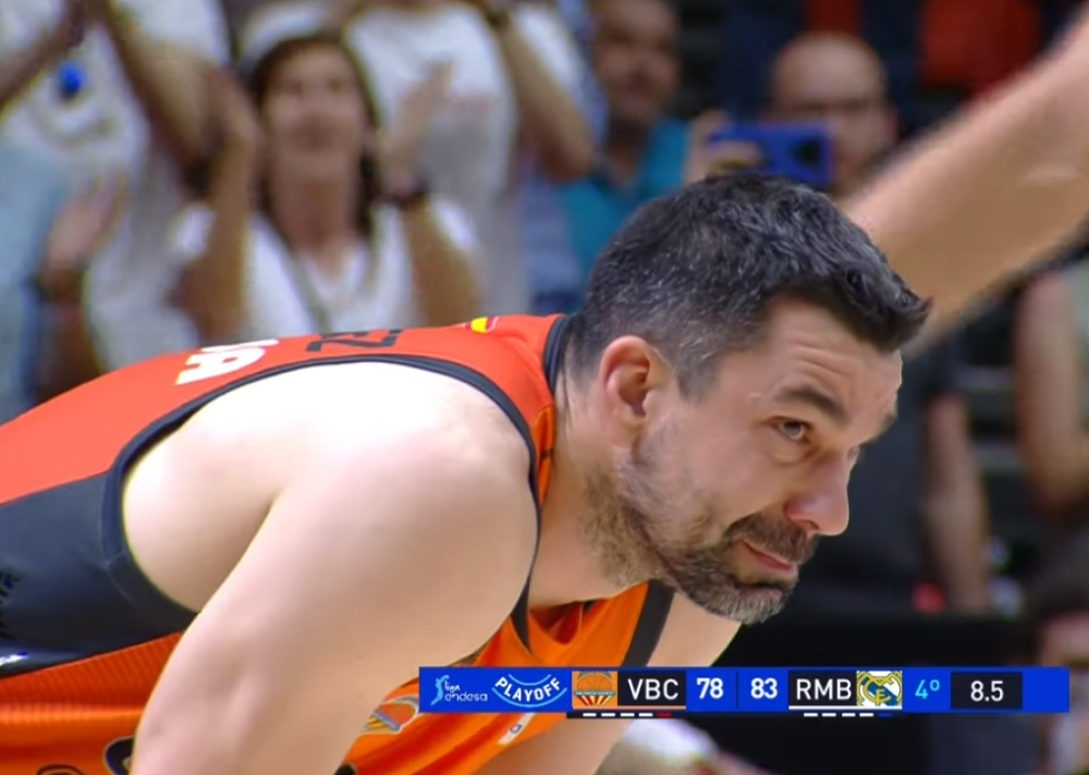 Real lako do finala, oproštaj igrača koji je u suzama završio svoju karijeru! (VIDEO)