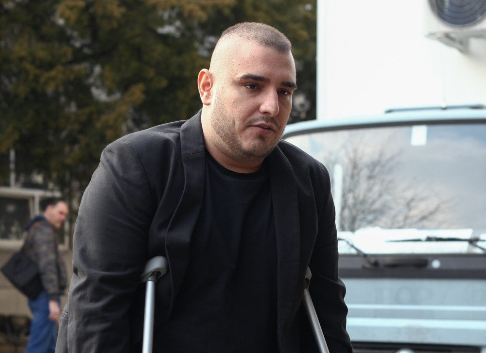 Darku Laziću PUCA veštački kuk?! Hitno mora na još jednu operaciju!