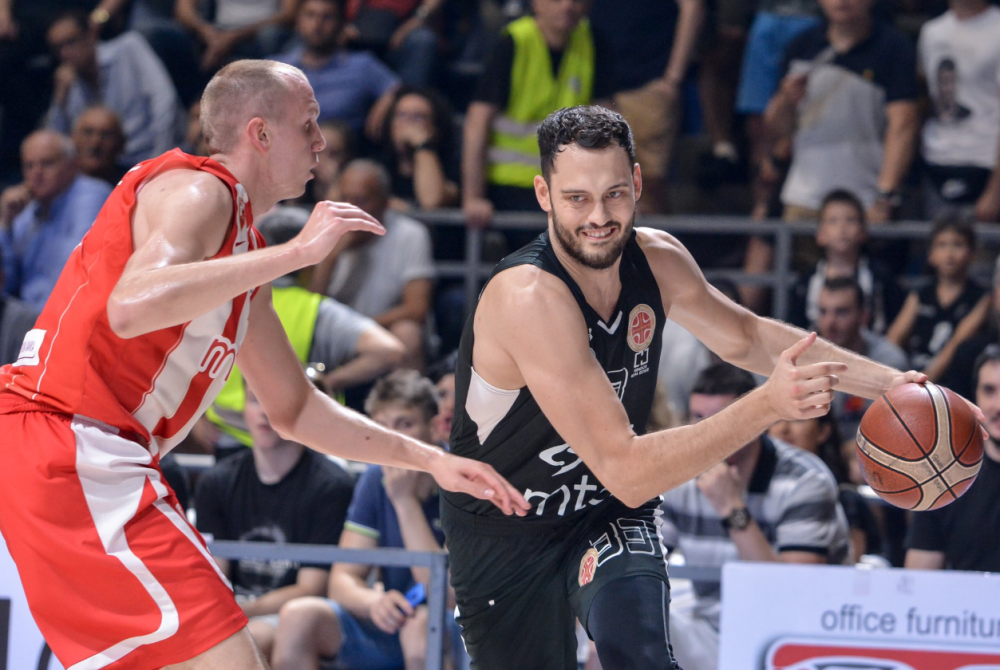 Umesto u Humsku, otišao u redove velikog rivala!