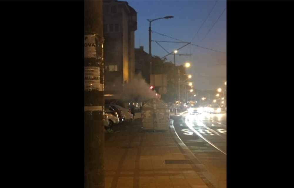 Nesavesni građanin bacio pikavac, a ono što je usledilo posle, izazvalo je problem u saobraćaju!