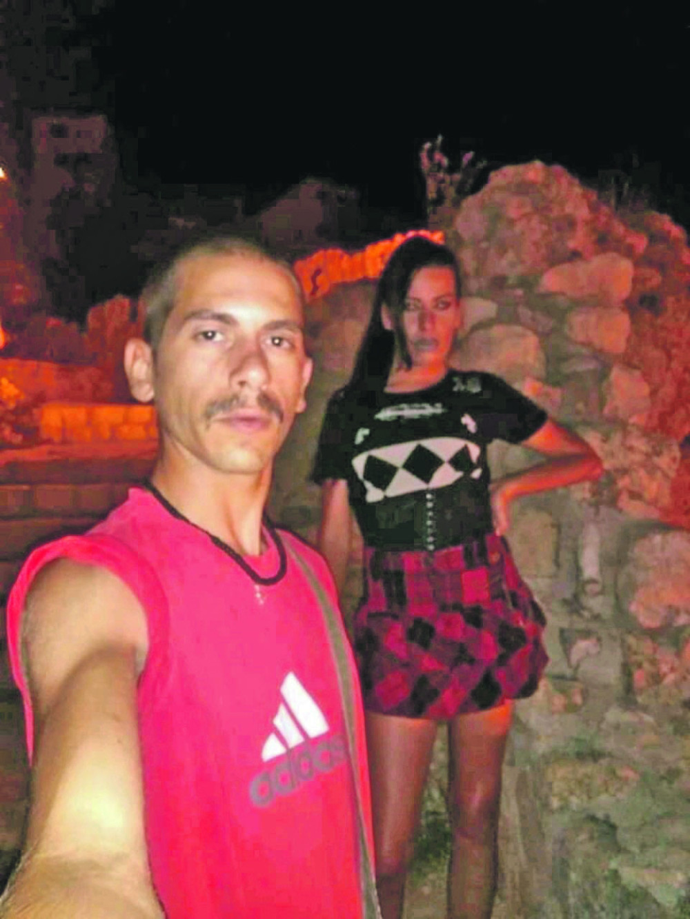 Najjeziviji učesnik "Velikog brata": Ubio majku, hteo da zapali baku, a od transvestita pravio SE*SUALNE ROBINJE!