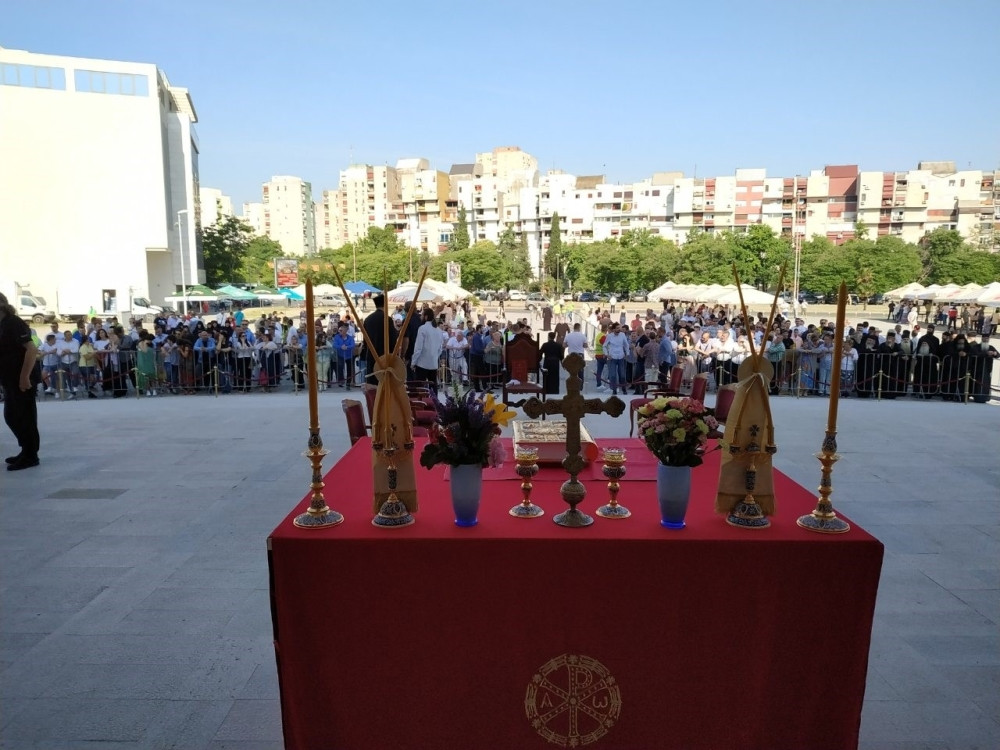 Crna Gora otvara granice 1.juna, ali ne i za Srbe!