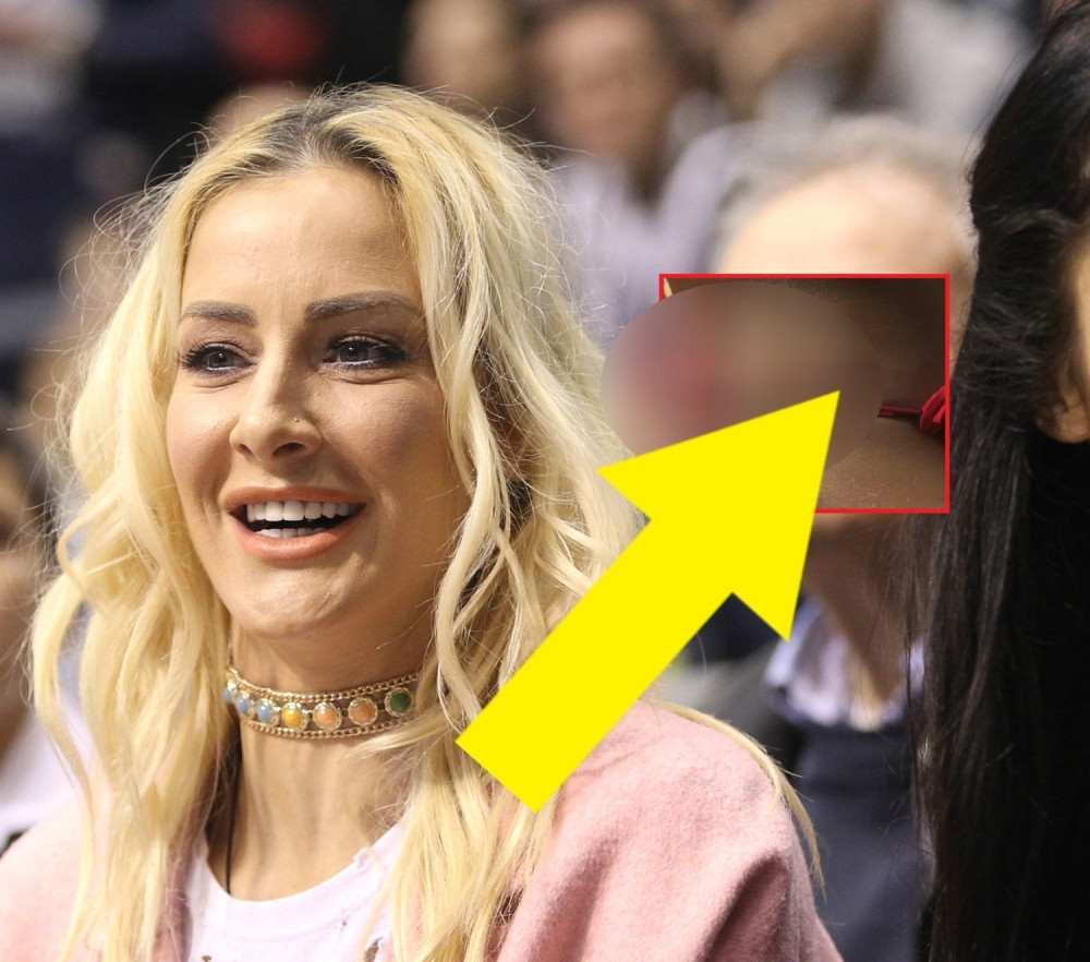 Milica Dabović slikala MEĐUNOŽJE i okačila na internet! Da, ovo je ona (FOTO)