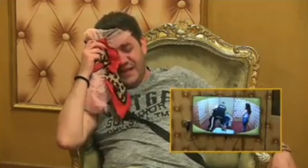 Ivan Marinković preti SAMOUBISTVOM! Počeo da BUNCA od tuge, Jelena otišla kod BIVŠEG MOMKA!