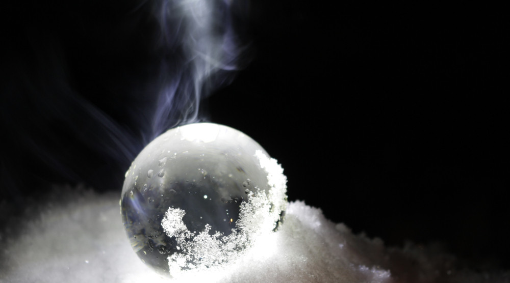 Donosi sreću, veliki uspeh i slavu! Ovu feng šui magičnu stvar morate uvek imati na stolu!