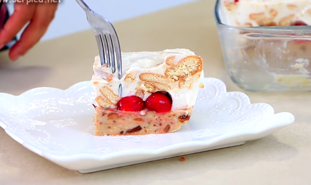 Hladan voćni kolač koji se ne peče! Gotov za 15 minuta, idealan za vrele letnje dane! (VIDEO)