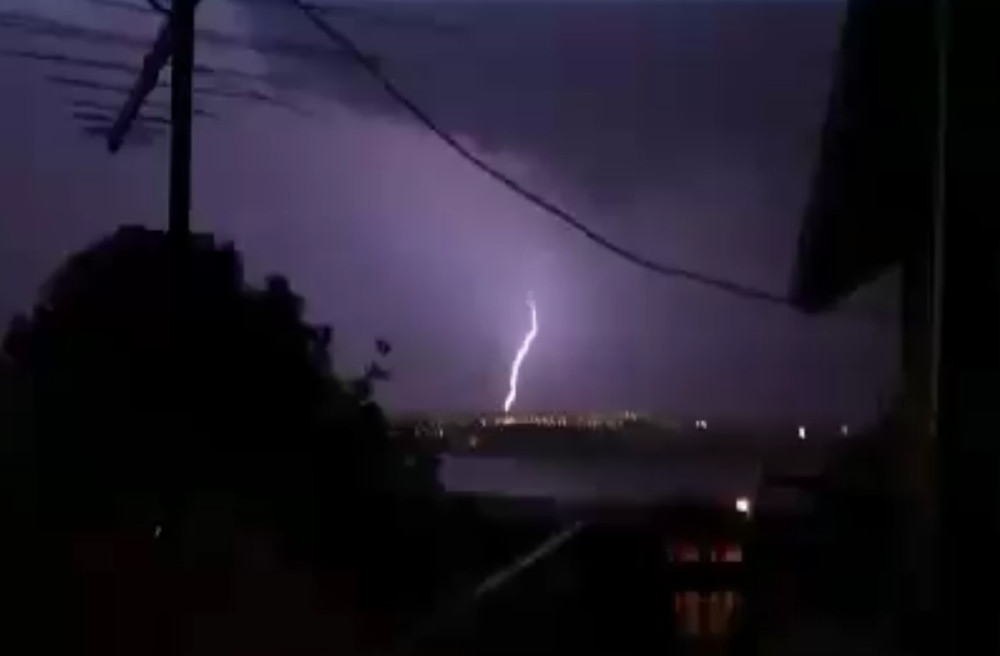 U udaru groma povređen bračni par i dete (7)