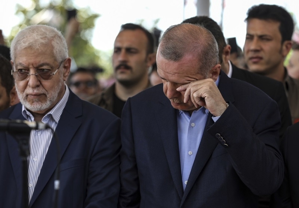 Ovog čoveka je mnogo voleo! Bili su BRAĆA, a njega više nema! Redžep ZAGRMEO ŽESTOKO i osvetnički (FOTO)