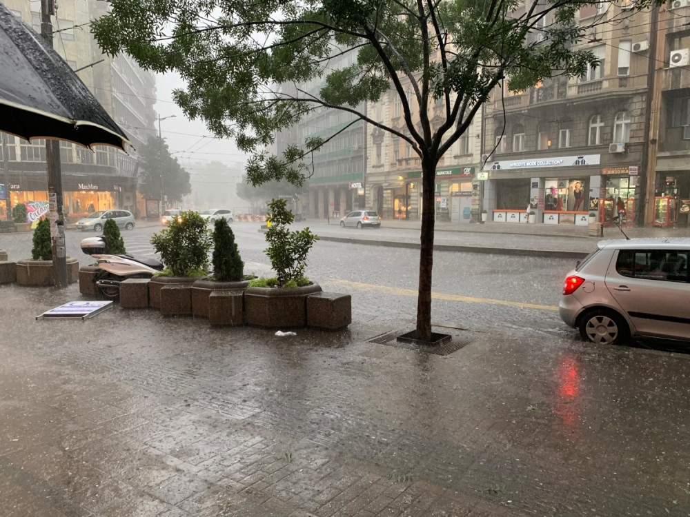 U naredna dva sata očekuju se pljuskovi sa grmljavinom u ovim krajevima zemlje