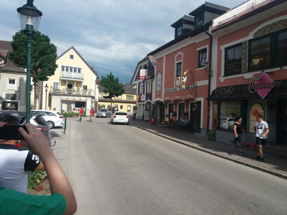 Miloje štedi budžet za pojačanja, fudbaleri Zvezde na originalan način idu na utakmicu! (FOTO + VIDEO)