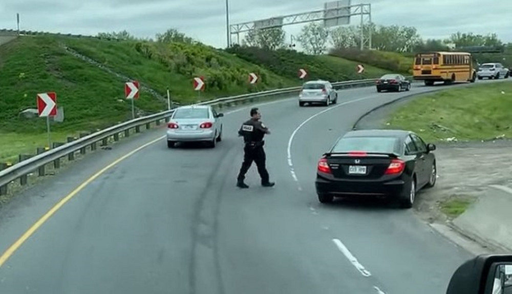 Preticao je vozače po auto-putu, a onda ga je stigla brza kazna! (VIDEO)