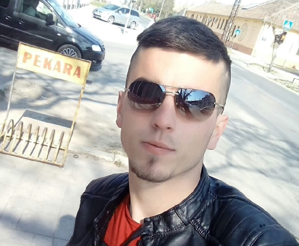 Vezivao je pertle kada se začuo prasak, pa se probudio u bolnici, ali se njegova sestra svega seća (FOTO)