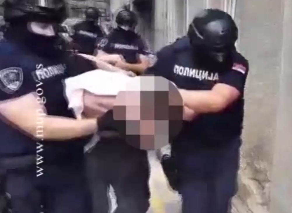 Policija vukla po ulici direktore preduzeća!