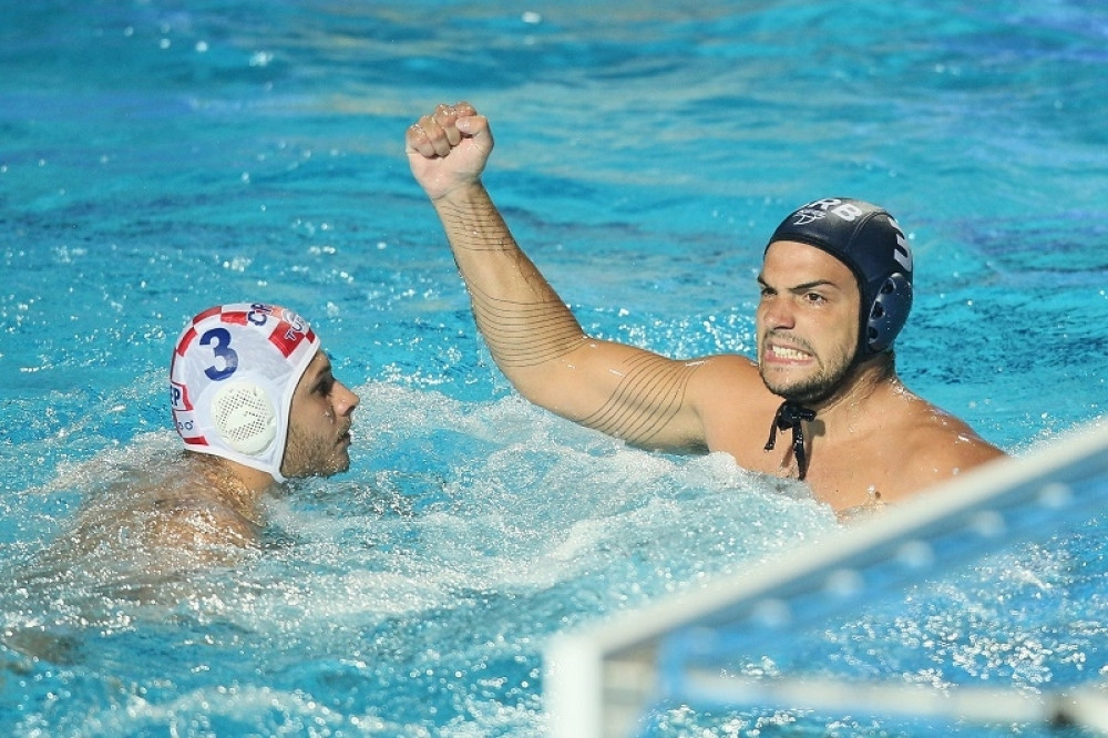 Praunuk oca fudbala NOVI HEROJ vaterpolista Srbije!