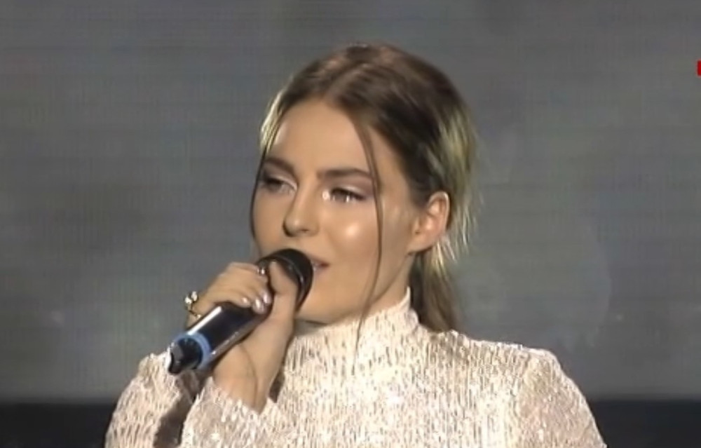 Džejla Ramović je nova ZVEZDA GRANDA, ali čekajte da vidite kako je izgledala na PRVOM NASTUPU PRE 12 godina!