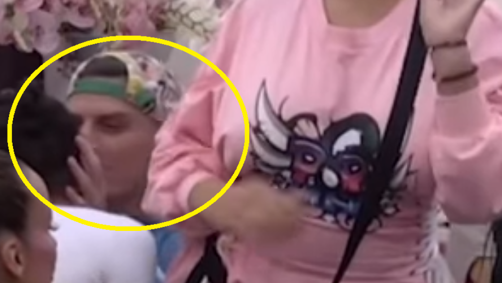 David PRETI TUŽBOM zbog snimka na kom se ljubi sa Lazarom Jeremićem! Evo ko mu je kriv za sve!