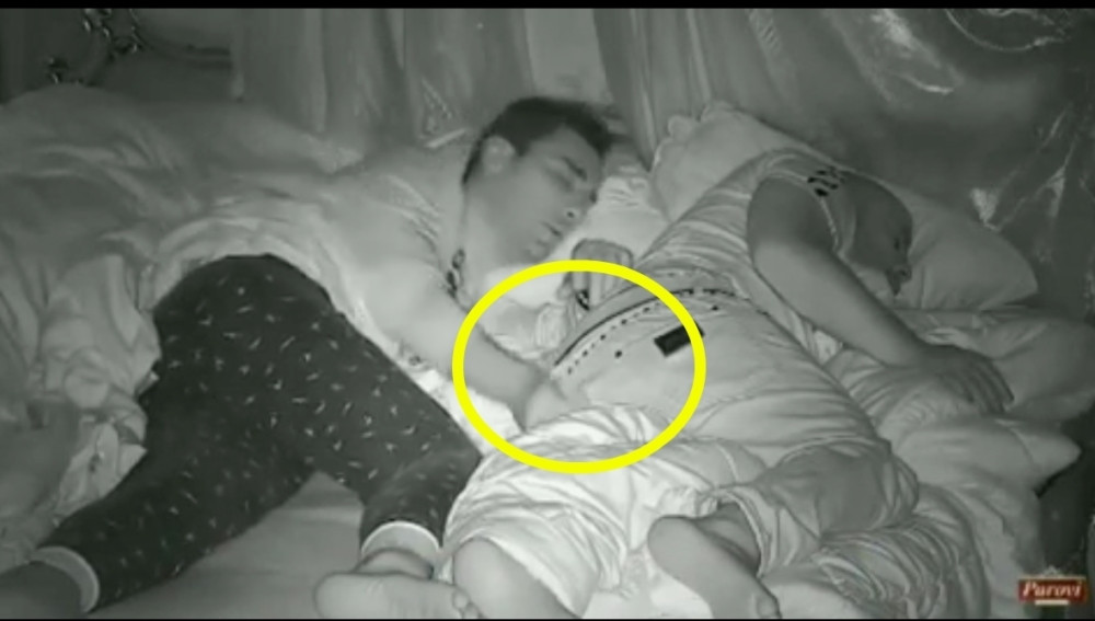 Požgaj zavukao Miliju ruku u zadnjicu, pa ovo uradio sa prstima! (VIDEO)