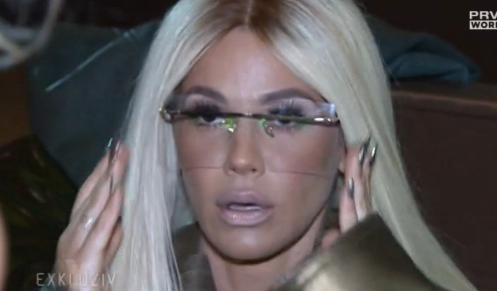 Nataša Bekvalac MORALA da izbaci scene gde je BRINETA: Otkrivamo sve TAJNE spota "Dođi mami" (VIDEO)