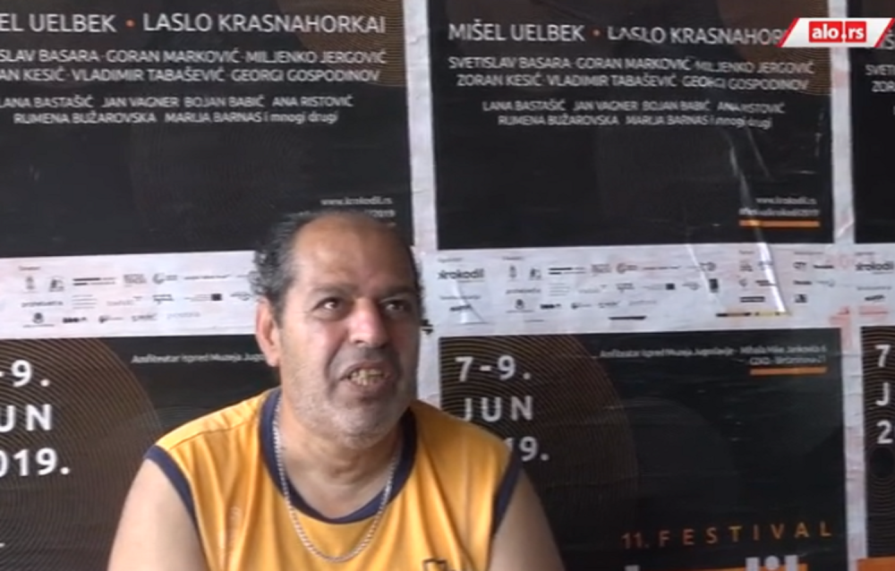 Bili smo na Buvljaku i našli brendirani ekstra sat za 50 evrića! Ipak, prodavac je mnogo veći HIT! (VIDEO)