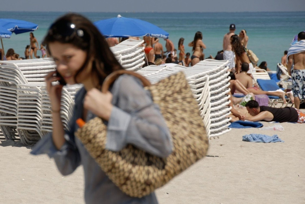 Cena minuta u romingu 22 dinara! Poruka košta još manje, a to nije kraj dobrim vestima za ovo leto