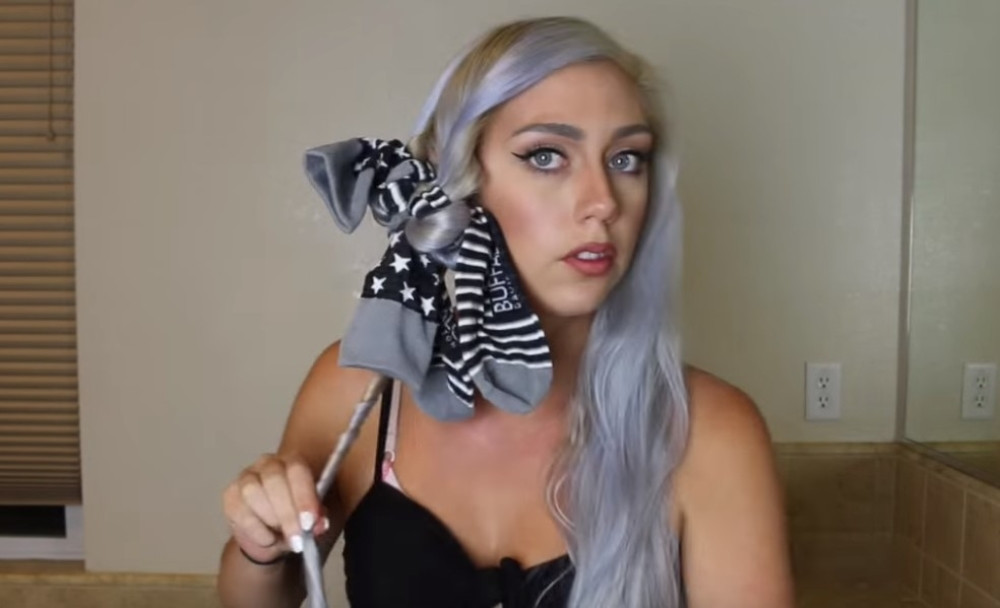 Umotala je KOSU U ČARAPE! Kada se probudila, nije verovala šta je zatekla NA GLAVI!