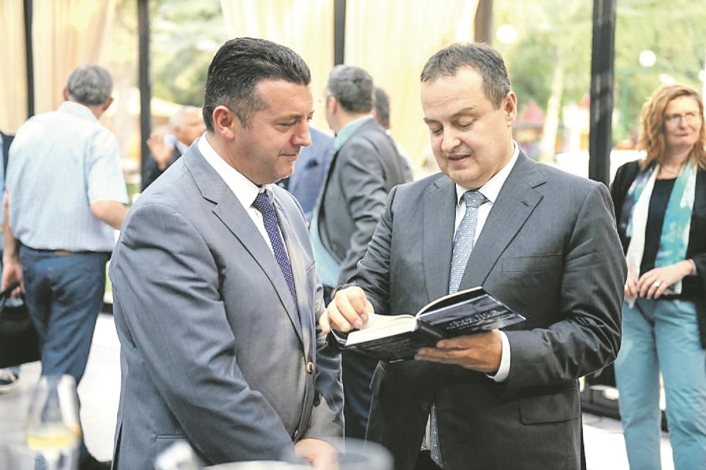 "To je proces, a ne ideologija, nemoguće je pružati otpor i pokušavati da se zaustavi"