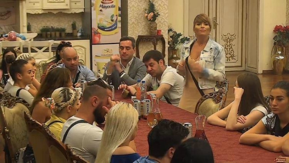 Pevačicin bivši SVEKAR ulazi u Parove da raskrinka estradu! Kada čujete koje PARE je dobio, glava će vas zaboleti!