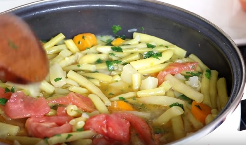 Preukusna BORANIJA pravljena po ORIGINALNOM receptu jedne BAKE!