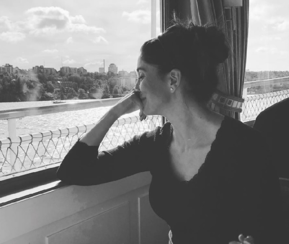 Pronašla je kod groblja u Kragujevcu, pa videla šta su joj sve učinili! Sandra otkrila carski rez na crno, zasečen vrat... (FOTO)