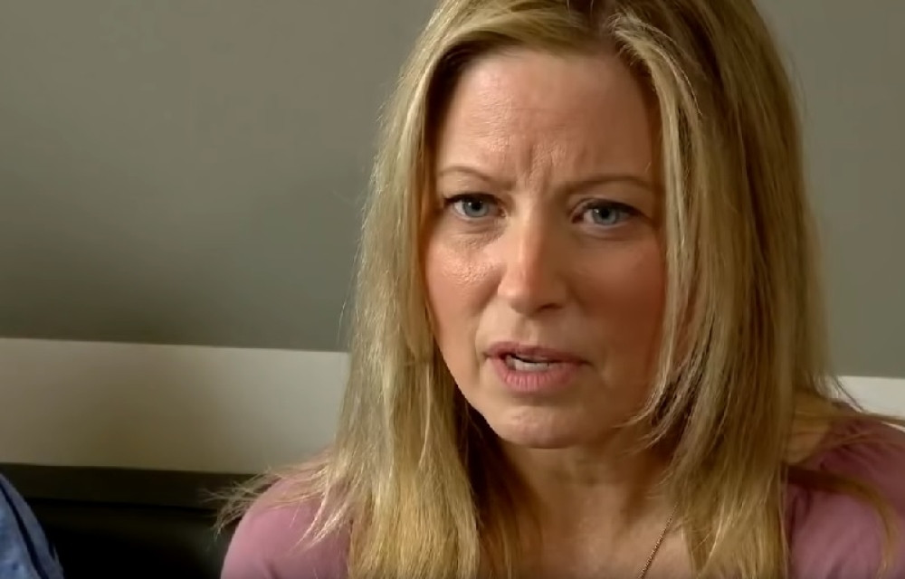 Vlasnica oprala mačka sa vešom! Hemija mu opekla rožnjače, telo modro, izubijano... Tek mu je bilo godinu dana (VIDEO)