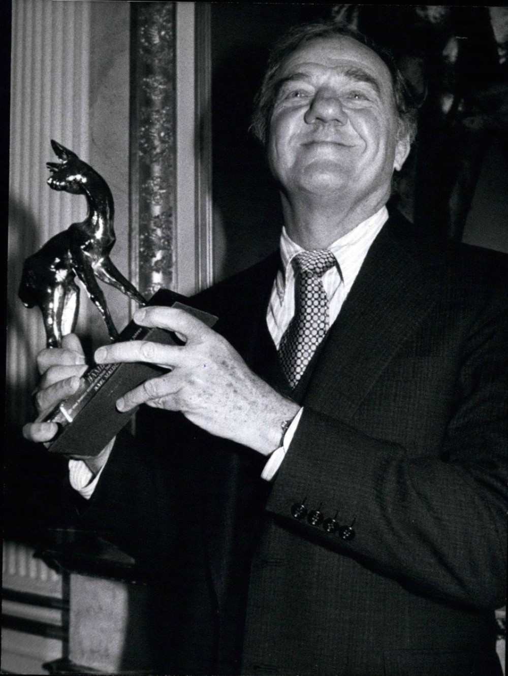 Ovo je jedini SRPSKI glumac koji je dobio OSKARA! Bilo mu je ZABRANJENO da dolazi u Jugoslaviju, a poslednja želja pred smrt mu se nije ispunila!