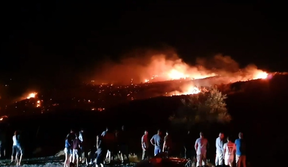 Kad je grunulo Kiprani panično poiskakali iz kreveta? Šta je palo, nešto rusko? možda sirijska raketa ili izraelski borbeni avion