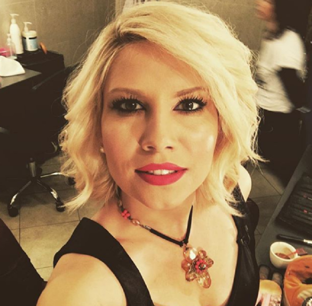 Dea Đurđević SKINULA GIPS sa povređene ruke, pa objavila neočekivanu FOTOGRAFIJU! (FOTO)