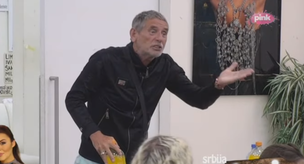 Lepi Mića OSUO po drugarici Ani, a onda poslao ŽESTOKU poruku Dragani Mitar pa uporedio Lunu i Kiju! BEZ BLAMA!