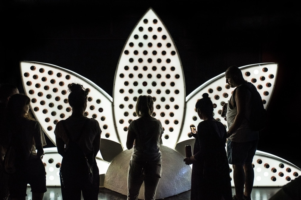 Lotos - simbol mudrosti od iskorišćenih limenki na ovogodišnjem Exit-u