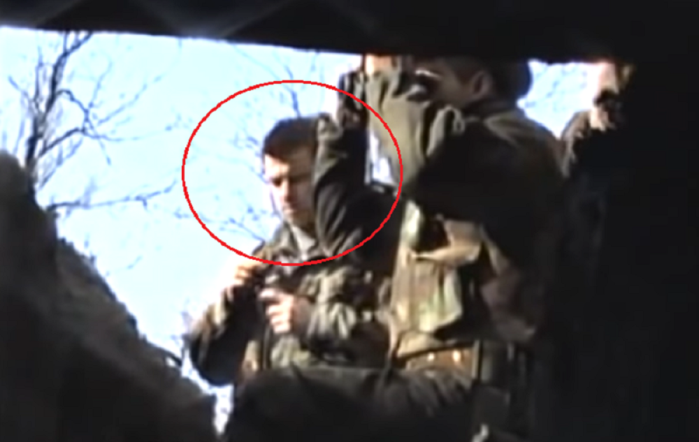 Legija u jednoj ruci drži pušku, a u drugoj... (FOTO)