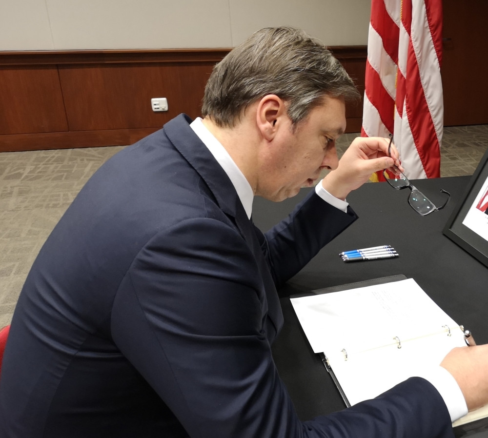 Podgoricom kruže glasine da Vučić PREUZIMA VLAST U CRNOJ GORI! Stigao odgovor direktno iz predsednikovog kabineta!