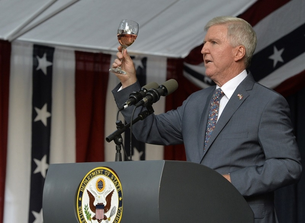 Americi se pridružile 4 DRŽAVE, izdali saopštenje kojim udaraju U SRCE SRBIJE! Skot kreće u napad!