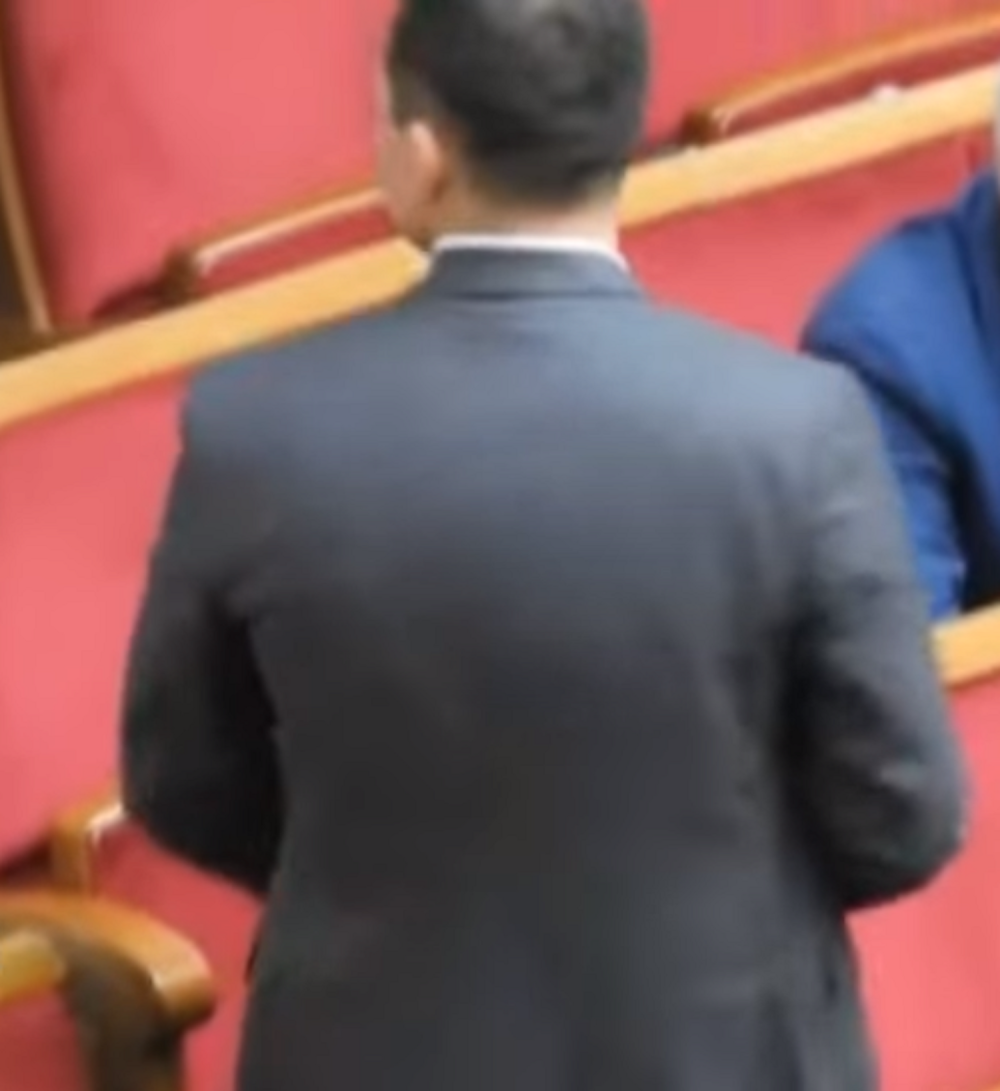 Ceo svet bruji o skandaloznom snimku na kojem Zelenski bukvalno ne zna gde se nalazi! O čemu se radi?! (VIDEO)
