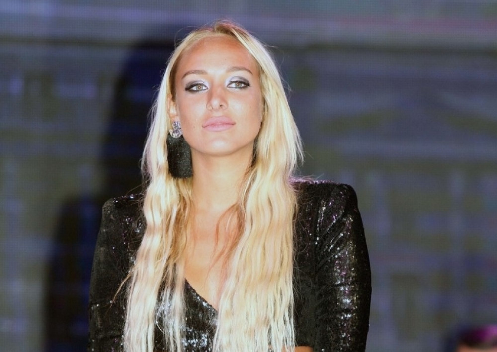 Luna Đogani NAPUSTILA SRBIJU! O ovom potezu će BRUJATI ceo region!