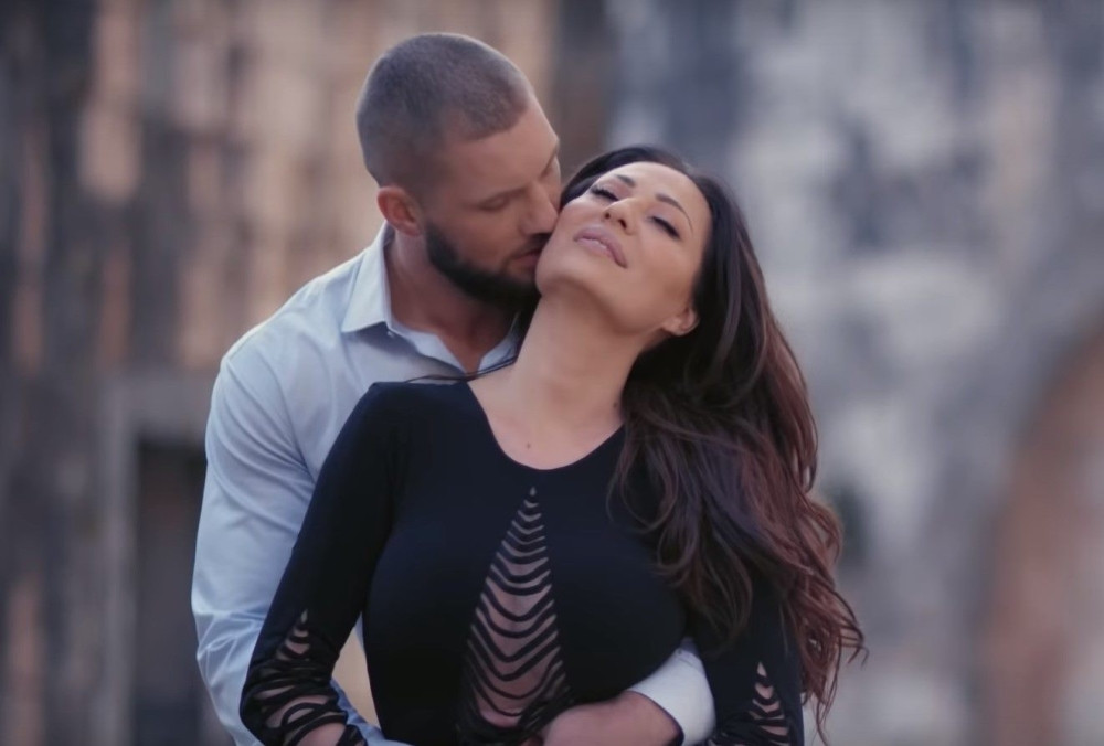 Nova emisija na alo.rs! Otkrivamo Cecinog novog DEČKA!