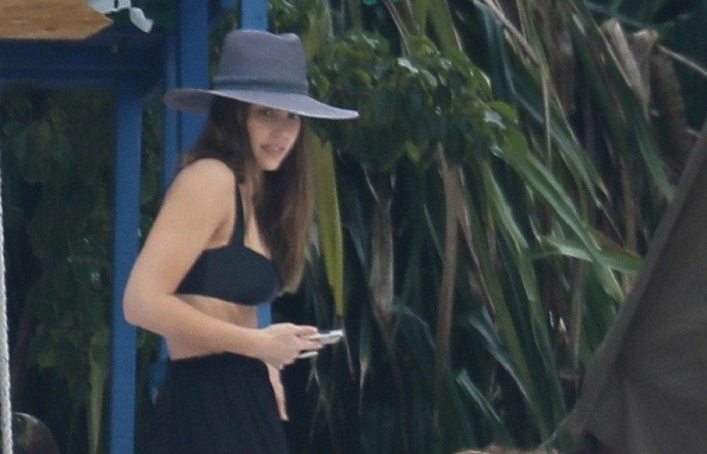 Džesika Alba stigla u Crnu Goru! Ovo je razlog njenog dolaska! (FOTO)