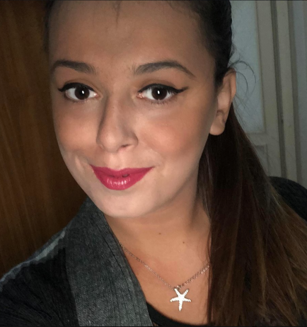 Ovo je ćerka srpskog političara koja je osumnjičena da je USMRTILA, PA SPALILA ženu iz Beograda! Pre toga joj otkinula udove?! (FOTO)